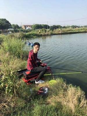 【上汽大通】快、準、狠--記釣魚協會秋季垂釣活動,收獲滿滿!